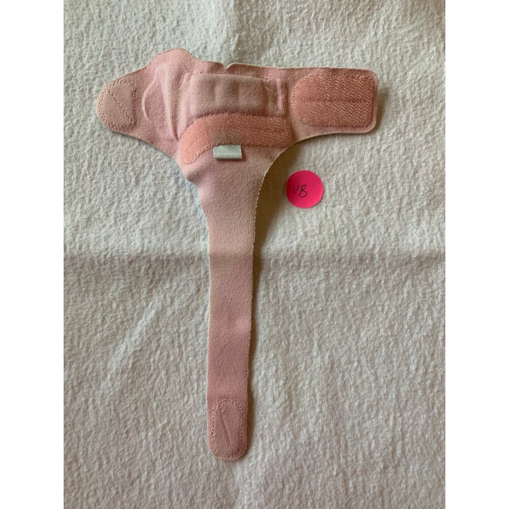 2nd generation Owlet sock size 2 in pink